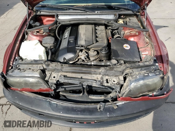 2001 BMW 3 Series 325Ci with VIN WBABN33441JW47519, listed as a Copart auction lot 70781094 with 147,819 mi miles and Salvage Title. Bid and sale history available at carsss.com. Image 11.
