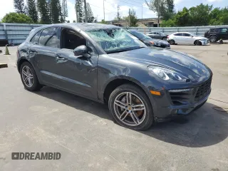 2017 Porsche Macan with VIN WP1AA2A55HLB09277, listed as a Copart auction lot 61138345 with 62,461 mi miles and Salvage title. Bid and sale history available at DreamBid. Image 4.