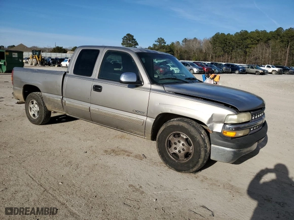 2000 Chevrolet Silverado 1500 LS with VIN 2GCEC19T3Y1249022, listed as a Copart auction lot 46484515 with 0 mi miles and Salvage Title. Bid and sale history available at carsss.com. Image 4.
