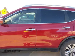 2016 Nissan Rogue SL with VIN 5N1AT2MT6GC884378, listed as a IAAI auction lot 41728309 with 130,258 mi miles. Bid and sale history available at carsss.com. Image 14.