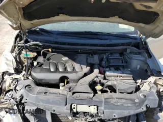 2008 Nissan Versa S z VIN 3N1BC11E48L449005, wystawiony jako Copart lot #45489465 z przebiegiem 157 254 mil mil oraz Szkoda całkowita • Salvage title. Historia ofert i sprzedaży dostępna na DreamBid. Obrazek 11.