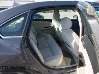 2008 Chevrolet Impala LS z VIN 2G1WB58K381310577, wystawiony jako IAAI lot #41977761 z przebiegiem 134 170 mil mil oraz . Historia ofert i sprzedaży dostępna na DreamBid. Obrazek 8.