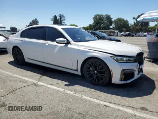 2020 BMW 7 Series 740i z VIN WBA7T2C02LGL17753, wystawiony jako Copart lot #56527115 z przebiegiem 71 606 mil mil oraz Szkoda całkowita • Salvage title. Historia ofert i sprzedaży dostępna na DreamBid. Obrazek 4.