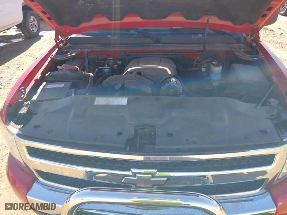 2007 Chevrolet Silverado 1500 LT w/1LT with VIN 2GCEC13C671575887, listed as a IAAI auction lot 41447510 with 195,650 mi miles. Bid and sale history available at carsss.com. Image 10.