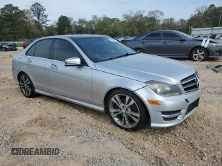 2013 Mercedes-Benz C 350 Sport with VIN WDDGF5HB6DA772704, listed as a Copart auction lot 51186765 with 183,437 mi miles and Clean Title. Bid and sale history available at DreamBid. Image 4.