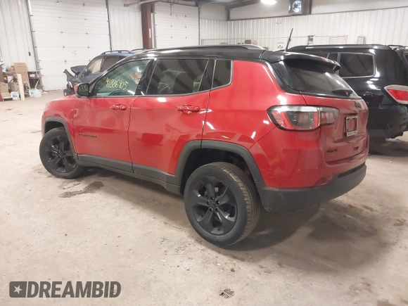 2018 Jeep Compass Altitude with VIN 3C4NJDBB9JT304330, listed as a IAAI auction lot 41886905 with 45,700 mi miles and . Bid and sale history available at carsss.com. Image 3.