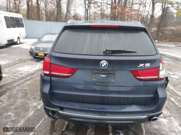2017 BMW X5 sDrive35i with VIN 5UXKR2C38H0X03789, listed as a IAAI auction lot 41470870 with 97,178 mi miles. Bid and sale history available at carsss.com. Image 15.