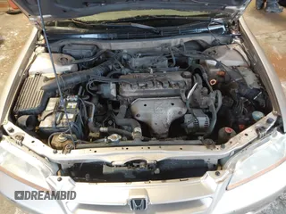 2000 Honda Accord SE с VIN 1HGCG5673YA051154, выставлен на аукционе IAAI как лот 41382000 с пробегом 272 554 миль миль и . История ставок и продаж доступна на DreamBid. Изображение 10.
