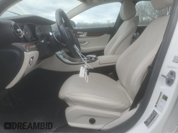 2019 Mercedes-Benz E-Class E 300 with VIN WDDZF4KBXKA545878, listed as a Copart auction lot 48755465 with 32,344 mi miles and Salvage Title. Bid and sale history available at carsss.com. Image 7.