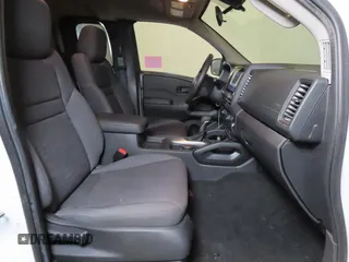 2024 Nissan Frontier S with VIN 1N6ED1CM3RN642238, listed as a Copart auction lot 44577095 with 2,233 mi miles and Salvage title. Bid and sale history available at DreamBid. Image 5.