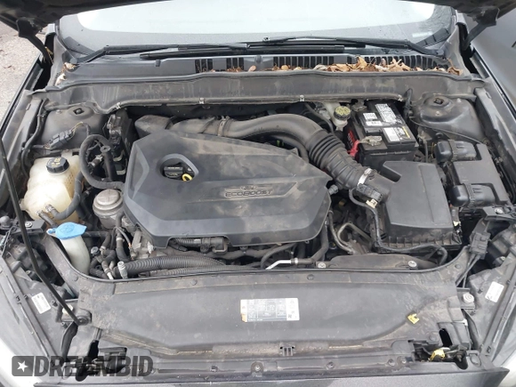 2013 Ford Fusion SE with VIN 3FA6P0HR5DR162968, listed as a IAAI auction lot 41197999 with 196,691 mi miles. Bid and sale history available at carsss.com. Image 10.