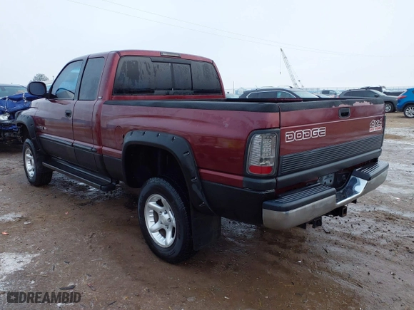 2001 Dodge Ram 1500 with VIN 3B7HF13Z21G199308, listed as a IAAI auction lot 40930662 with 217,150 mi miles. Bid and sale history available at carsss.com. Image 3.
