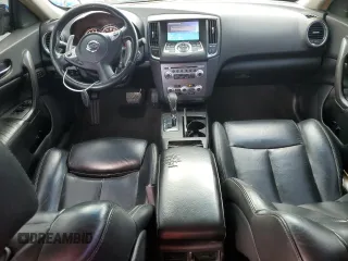 2013 Nissan Maxima SV z VIN 1N4AA5AP6DC829482, wystawiony jako Copart lot #58507365 z przebiegiem 173 510 mil mil oraz Czysty tytuł • Clean title. Historia ofert i sprzedaży dostępna na DreamBid. Obrazek 8.