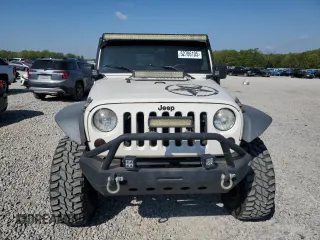 2008 Jeep Wrangler Unlimited X with VIN 1J4GB39128L576571, listed as a Copart auction lot 52706105 with 197,655 mi miles and Clean Title. Bid and sale history available at DreamBid. Image 5.