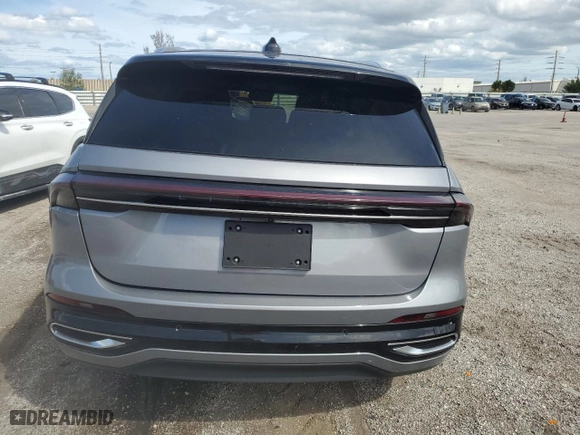 2024 Lincoln Nautilus Reserve with VIN 5LMPJ8KA2RJ825876, listed as a Copart auction lot 75270724 with NaN miles and Salvage Title. Bid and sale history available at carsss.com. Image 6.