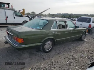 1990 Mercedes-Benz 560 z VIN WDBCA39E4LA548591, wystawiony jako Copart lot #70799134 z przebiegiem 146 323 mil mil oraz Szkoda całkowita • Salvage title. Historia ofert i sprzedaży dostępna na DreamBid. Obrazek 3.