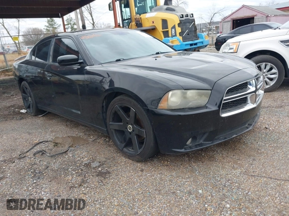 2013 Dodge Charger SXT with VIN 2C3CDXHG2DH558465, listed as a IAAI auction lot 41563714 with 151,052 mi miles. Bid and sale history available at carsss.com. Image 1.