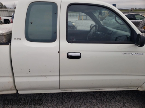 1998 Toyota Tacoma with VIN 4TAWN72NXWZ124547, listed as a Copart auction lot 44794815 with 242,757 mi miles and Salvage Title. Bid and sale history available at DreamBid. Image 10.