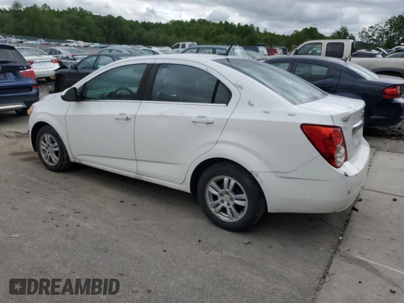 2012 Chevrolet Sonic LT z VIN 1G1JC5SH4C4186305, wystawiony jako Copart lot #58622825 z przebiegiem 185 868 mil mil oraz Czysty tytuł • Clean title. Historia ofert i sprzedaży dostępna na DreamBid. Obrazek 2.