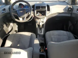2012 Chevrolet Sonic LS z VIN 1G1JA5SH7C4152574, wystawiony jako Copart lot #43026435 z przebiegiem 150 407 mil mil oraz Szkoda całkowita • Salvage title. Historia ofert i sprzedaży dostępna na DreamBid. Obrazek 8.