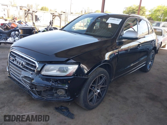2014 Audi SQ5 Premium Plus with VIN WA1CGAFP7EA007140, listed as a IAAI auction lot 41881202 with 189,450 mi miles. Bid and sale history available at carsss.com. Image 17.