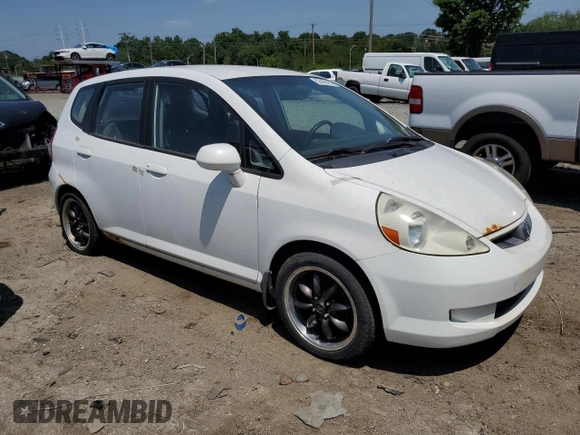 2008 Honda Fit with VIN JHMGD37448S804796, listed as a Copart auction lot 62469464 with 232,965 mi miles and Non Repairable. Bid and sale history available at carsss.com. Image 4.