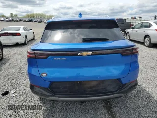 2024 Chevrolet Equinox EV LT z VIN 3GN7DLRP6RS252966, wystawiony jako Copart lot #53848135 z przebiegiem 5707 mil mil oraz Szkody całkowita. Historia ofert i sprzedaży dostępna na DreamBid. Obrazek 6.