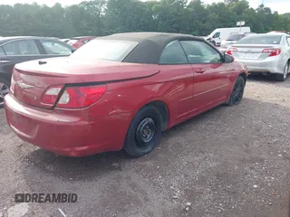 2008 Chrysler Sebring Touring z VIN 1C3LC55R78N616225, wystawiony jako IAAI lot #42349590 z przebiegiem 177 293 mil mil oraz . Historia ofert i sprzedaży dostępna na DreamBid. Obrazek 4.