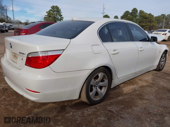 2008 BMW 5 Series 528i with VIN WBANU53528CT03304, listed as a IAAI auction lot 41300506 with 150,570 mi miles and . Bid and sale history available at carsss.com. Image 4.