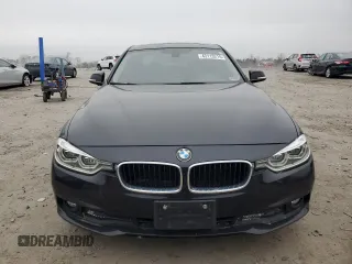 2018 BMW 3 Series 320i xDrive with VIN WBA8E5G53JNU46177, listed as a Copart auction lot 43113215 with 82,616 mi miles and Salvage Title. Bid and sale history available at carsss.com. Image 5.