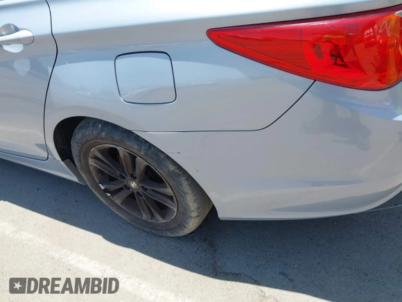 2013 Hyundai Sonata GLS with VIN 5NPEB4AC8DH633421, listed as a IAAI auction lot 42465981 with 116,349 mi miles and . Bid and sale history available at DreamBid. Image 6.