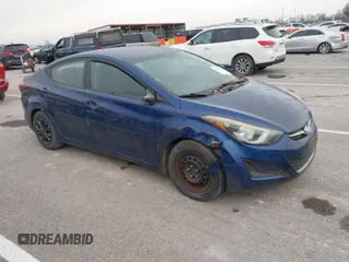 2016 Hyundai Elantra SE with VIN 5NPDH4AE7GH672890, listed as a IAAI auction lot 41087145 with 157,540 mi miles. Bid and sale history available at carsss.com. Image 1.