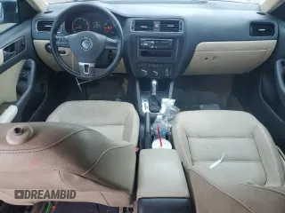 2011 Volkswagen Jetta SE with VIN 3VWDZ7AJXBM318518, listed as a Copart auction lot 50718595 with 164,353 mi miles and Salvage title. Bid and sale history available at DreamBid. Image 8.