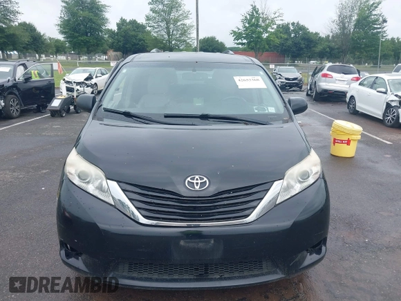 2015 Toyota Sienna LE AAS with VIN 5TDKK3DC9FS618254, listed as a IAAI auction lot 42653368 with 337,308 mi miles and . Bid and sale history available at DreamBid. Image 12.