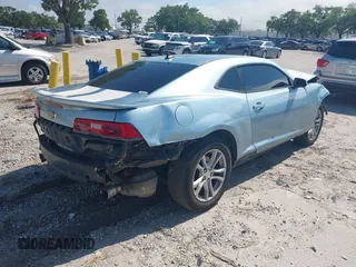 2015 Chevrolet Camaro LS z VIN 2G1FB1E30F9286632, wystawiony jako IAAI lot #41933048 z przebiegiem 164 493 mil mil oraz . Historia ofert i sprzedaży dostępna na DreamBid. Obrazek 4.