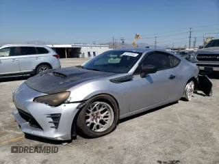 2017 Toyota 86 with VIN JF1ZNAA11H9710365, listed as a Copart auction lot 60167844 with 35,795 mi miles and Salvage Title. Bid and sale history available at carsss.com. Image 1.