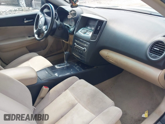 2014 Nissan Maxima S with VIN 1N4AA5AP6EC450628, listed as a IAAI auction lot 42624341 with 188,379 mi miles and . Bid and sale history available at DreamBid. Image 5.