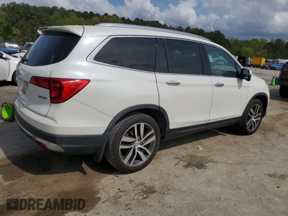 2017 Honda Pilot Touring with VIN 5FNYF5H92HB023469, listed as a Copart auction lot 51663635 with 182,295 mi miles and Salvage Title. Bid and sale history available at carsss.com. Image 3.