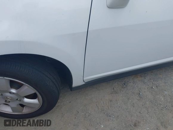 2009 Nissan Versa SL with VIN 3N1BC13E89L391902, listed as a IAAI auction lot 42567951 with 126,378 mi miles and . Bid and sale history available at DreamBid. Image 6.
