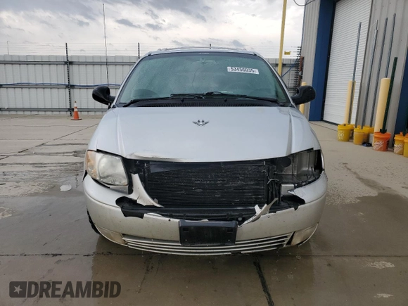 2002 Chrysler Town & Country Limited with VIN 2C8GP64L32R796493, listed as a Copart auction lot 53456035 with 165,219 mi miles and Salvage Title. Bid and sale history available at DreamBid. Image 5.
