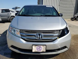 2013 Honda Odyssey EX-L with VIN 5FNRL5H69DB080586, listed as a Copart auction lot 52103685 with 166,643 mi miles and Salvage Title. Bid and sale history available at carsss.com. Image 5.