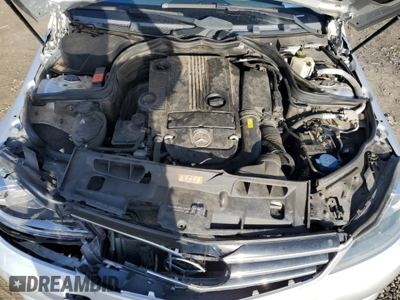 2014 Mercedes-Benz C 250 Sport z VIN WDDGF4HB6EA956715, wystawiony jako Copart lot #49494805 z przebiegiem 71 034 mil mil oraz Szkoda całkowita • Salvage title. Historia ofert i sprzedaży dostępna na DreamBid. Obrazek 11.