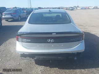 2025 Hyundai Sonata SEL with VIN KMHL64JA4SA437597, listed as a IAAI auction lot 41980177 with 12,069 mi miles. Bid and sale history available at carsss.com. Image 16.