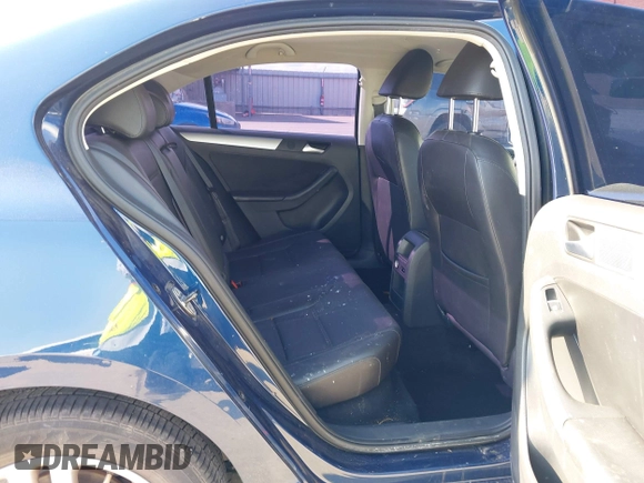 2013 Volkswagen Jetta SE with VIN 3VWDP7AJ5DM293584, listed as a IAAI auction lot 42112747 with 139,251 mi miles and . Bid and sale history available at DreamBid. Image 8.
