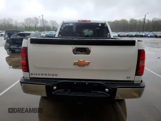 2011 Chevrolet Silverado 1500 LT with VIN 1GCRCSE08BZ118265, listed as a Copart auction lot 52005525 with 204,581 mi miles and Salvage Title. Bid and sale history available at DreamBid. Image 6.