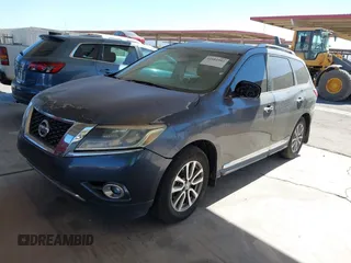 2014 Nissan Pathfinder SV with VIN 5N1AR2MN0EC732139, listed as a IAAI auction lot 41684984 with 125,590 mi miles and . Bid and sale history available at DreamBid. Image 2.