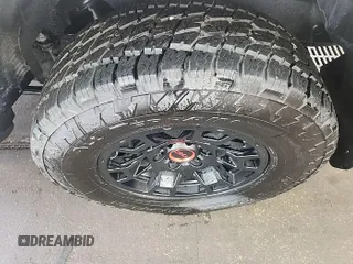 2023 Toyota 4Runner TRD Pro z VIN JTELU5JR4P6107986, wystawiony jako IAAI lot #42575841 z przebiegiem 8 950 mil mil oraz . Historia ofert i sprzedaży dostępna na DreamBid. Obrazek 14.