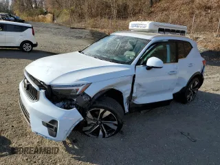 2024 Volvo XC40 with VIN YV4L12UF5R2238980, listed as a Copart auction lot 81252314 with 19,181 mi miles and Salvage title. Bid and sale history available at DreamBid. Image 1.
