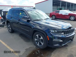 2024 Jeep Grand Cherokee с VIN 1C4RJYB63RC710199, выставлен на аукционе IAAI как лот 42484237 с пробегом 45 318 миль миль и . История ставок и продаж доступна на DreamBid. Изображение 1.