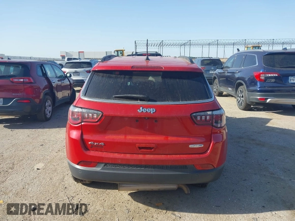 2018 Jeep Compass Latitude with VIN 3C4NJDBB2JT331384, listed as a IAAI auction lot 42293779 with 72,472 mi miles and . Bid and sale history available at DreamBid. Image 16.